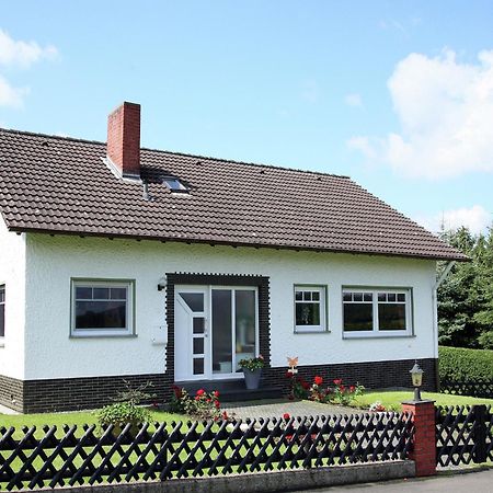 A Detached Holiday Home In A Highly Scenic Area Trierscheid Exterior foto