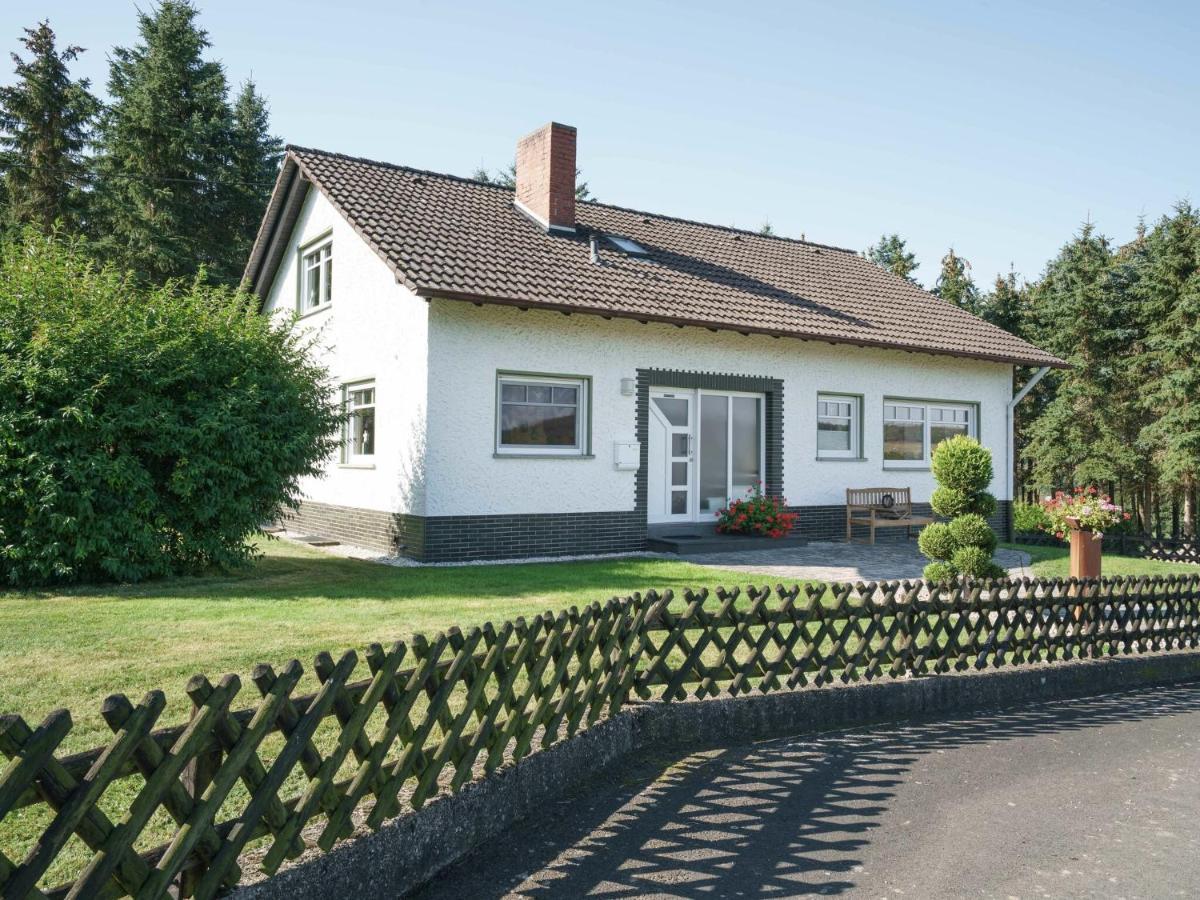 A Detached Holiday Home In A Highly Scenic Area Trierscheid Exterior foto